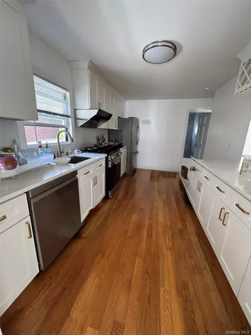 $990,000 | 505 7th Avenue, New Hyde Park, NY 11040