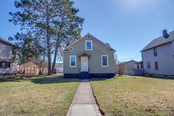 $189,000 | 210 Powell Avenue, Coleraine, MN 55722