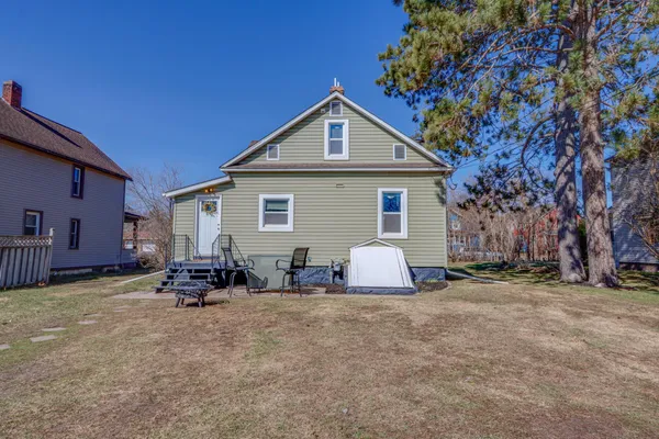 $189,000 | 210 Powell Avenue, Coleraine, MN 55722