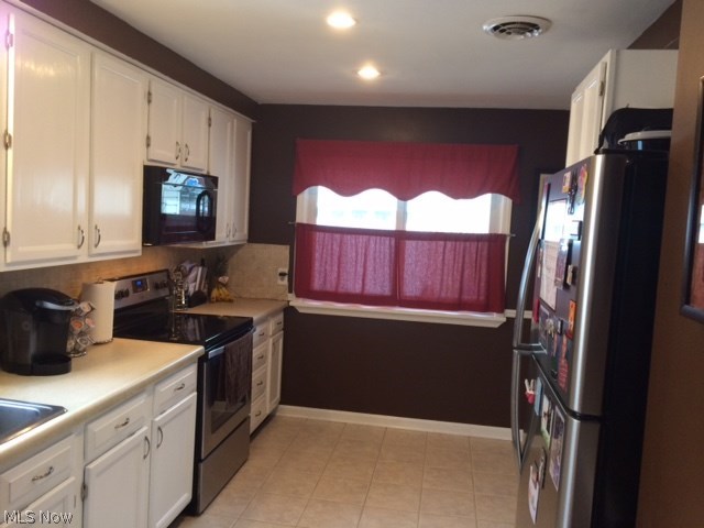 5496 Hauserman Road Cleveland, OH 44130 - Photo 11 of 35