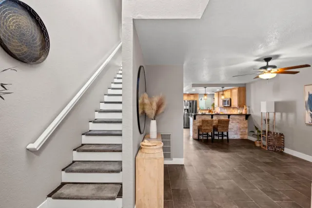 a view of entryway and hall