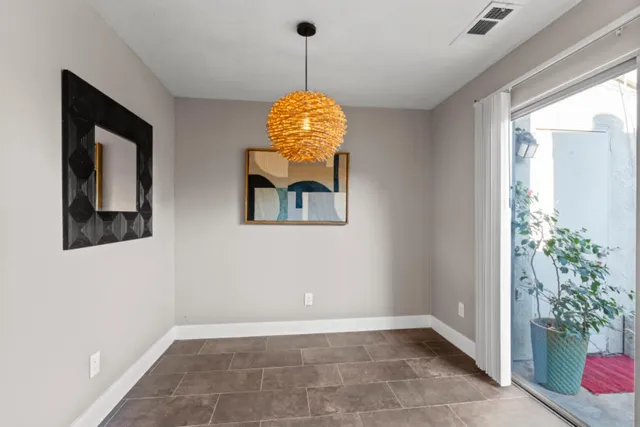 a view of entryway with interior