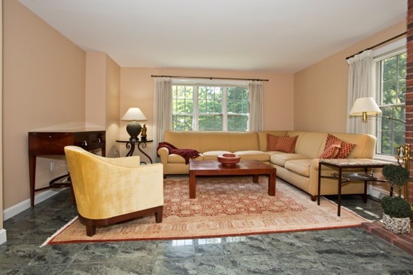 15 Bluejay Road Lynnfield, MA 01940 - Photo 8 of 30 Gallery Image 8