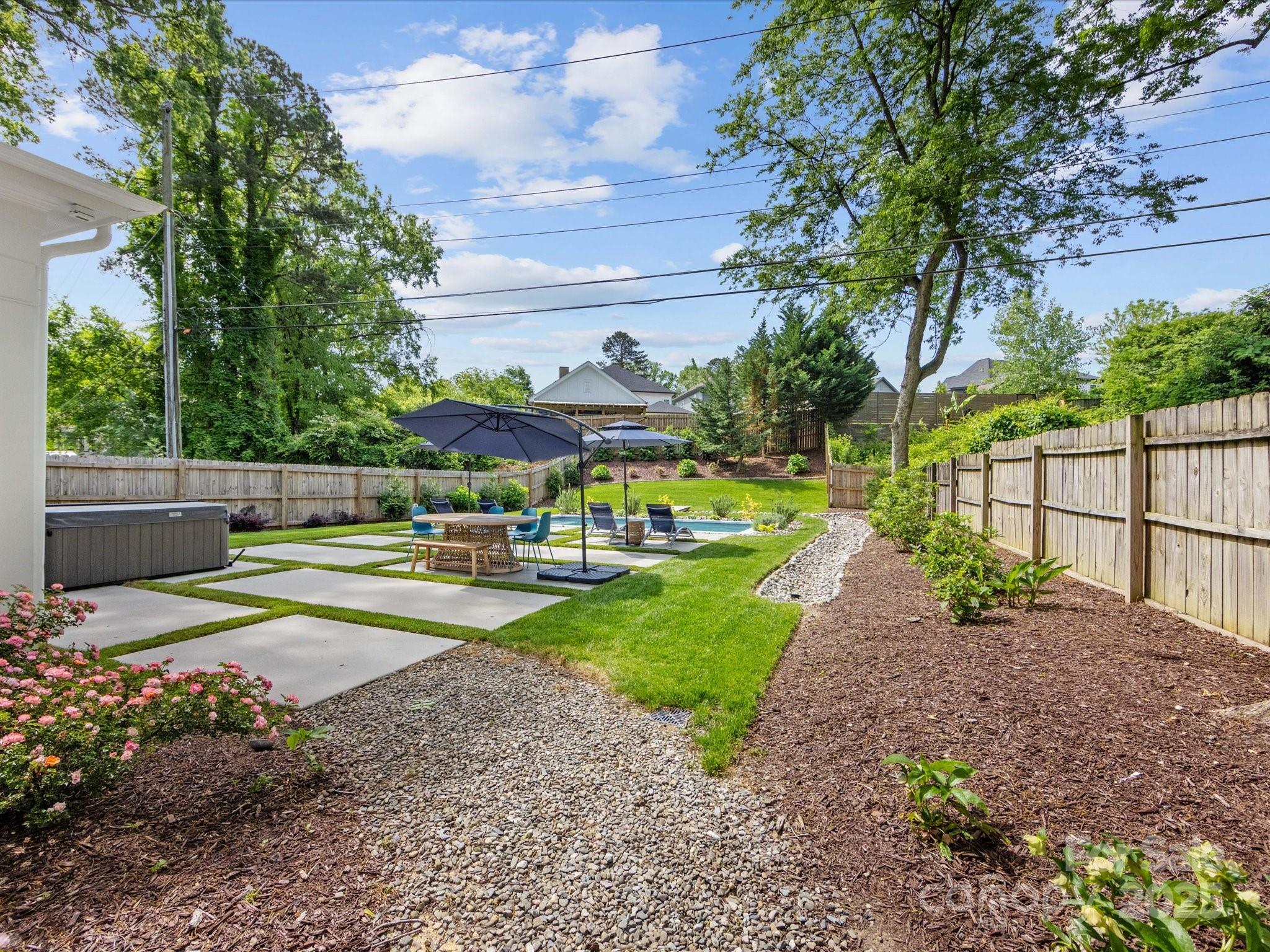 1614 Brook Road Charlotte, NC 28205 - Photo 45 of 47 Gallery Image 45