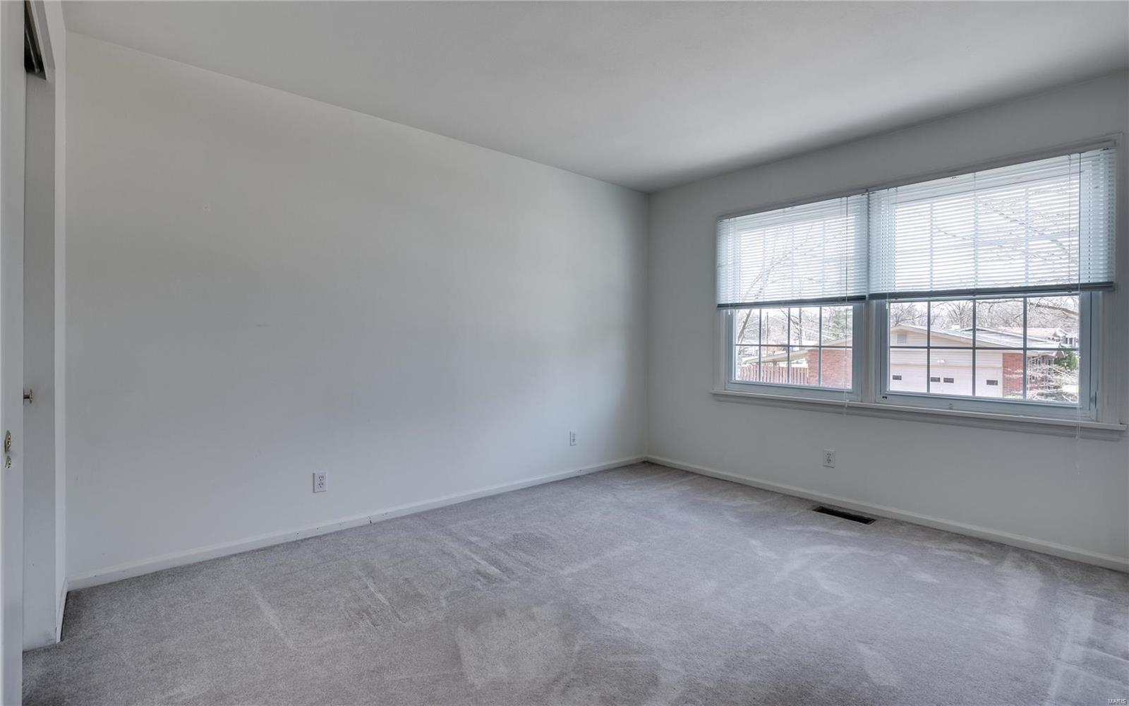3869 Buckley Road St. Louis, MO 63125 - Photo 13 of 31 Gallery Image 13