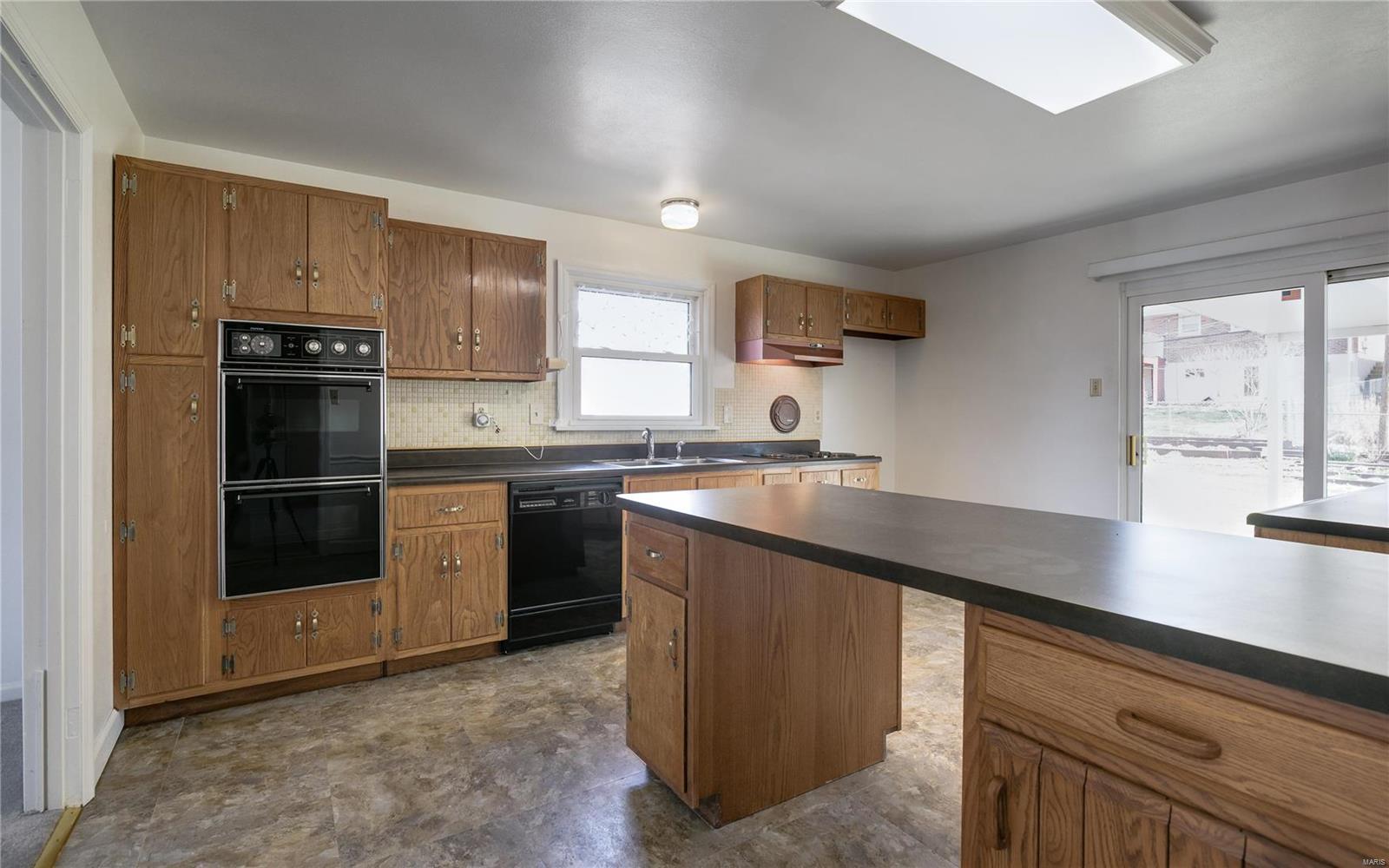 3869 Buckley Road St. Louis, MO 63125 - Photo 24 of 31 Gallery Image 24