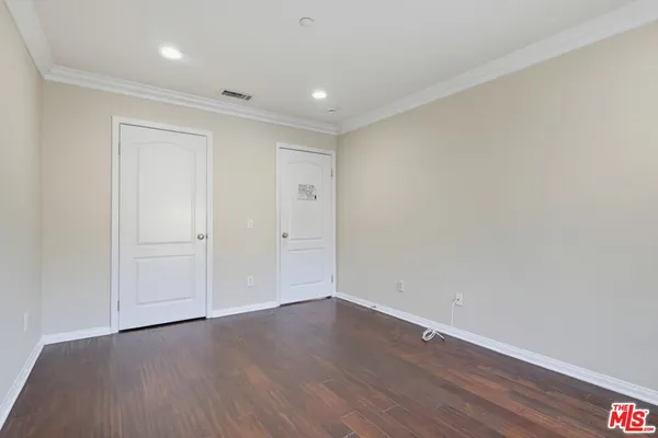 $7,500 | 5187 Knollwood Way, Woodland Hills, CA 91364