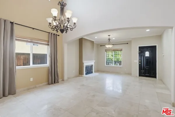$7,500 | 5187 Knollwood Way, Woodland Hills, CA 91364