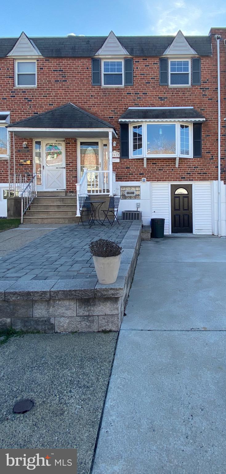 12619 Chilton Road Philadelphia, PA 19154 - Photo 2 of 22