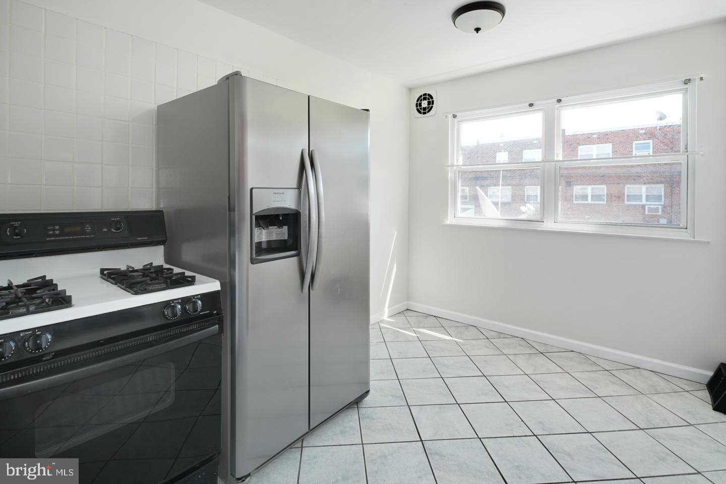 12619 Chilton Road Philadelphia, PA 19154 - Photo 10 of 22