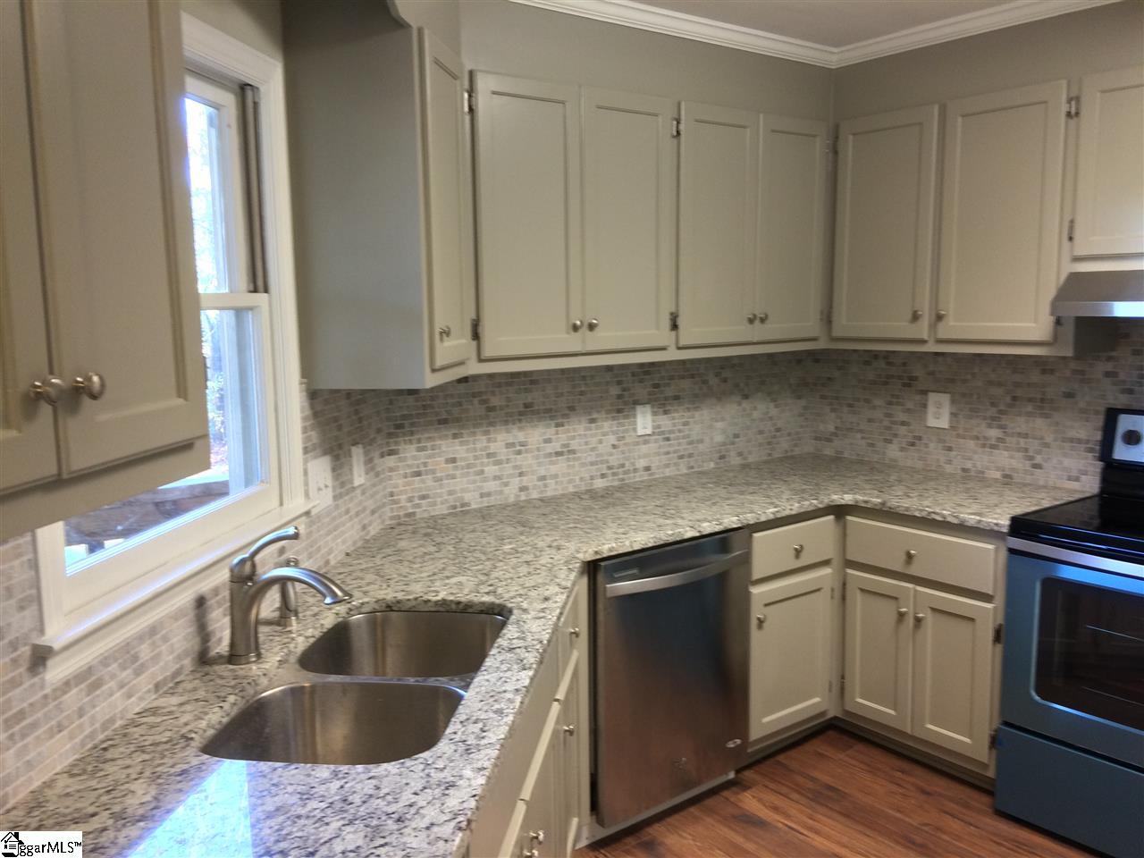 2 Colony Road Travelers Rest, SC 29690 - Photo 3 of 23 Gallery Image 3