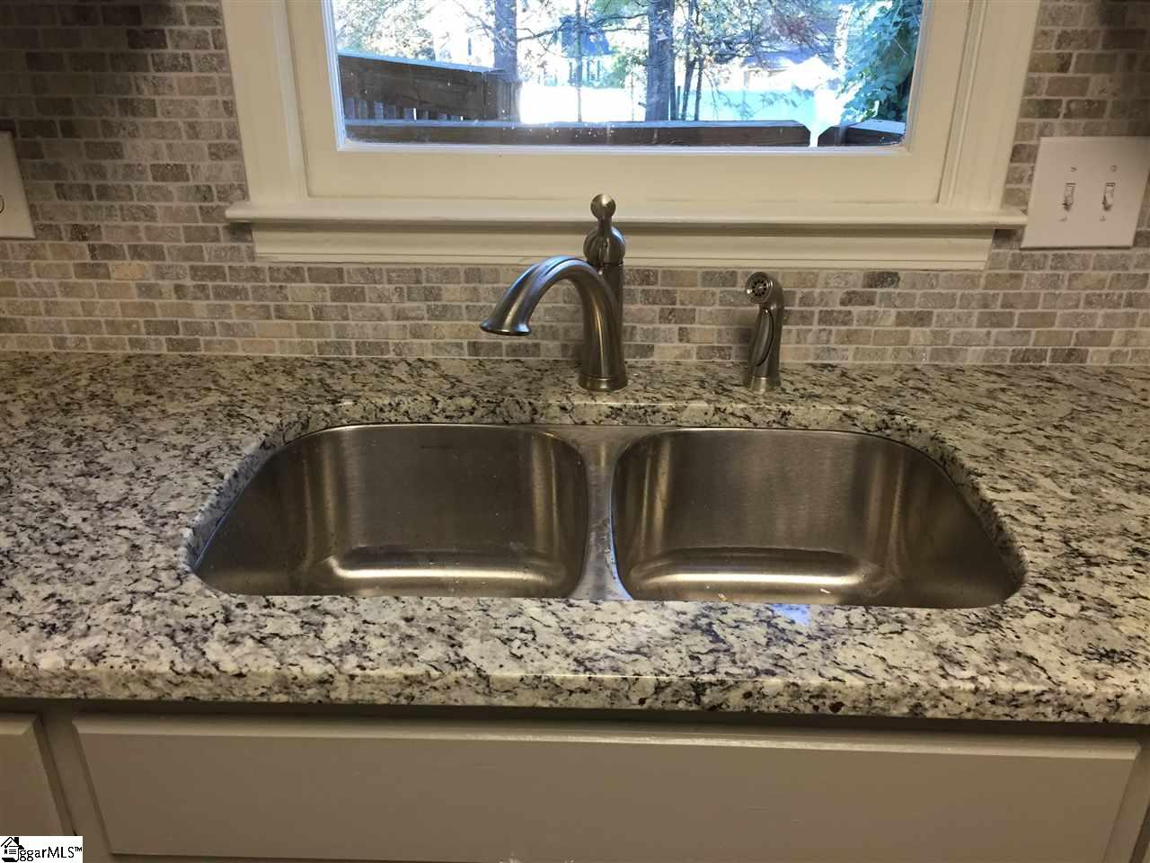 2 Colony Road Travelers Rest, SC 29690 - Photo 5 of 23 Gallery Image 5