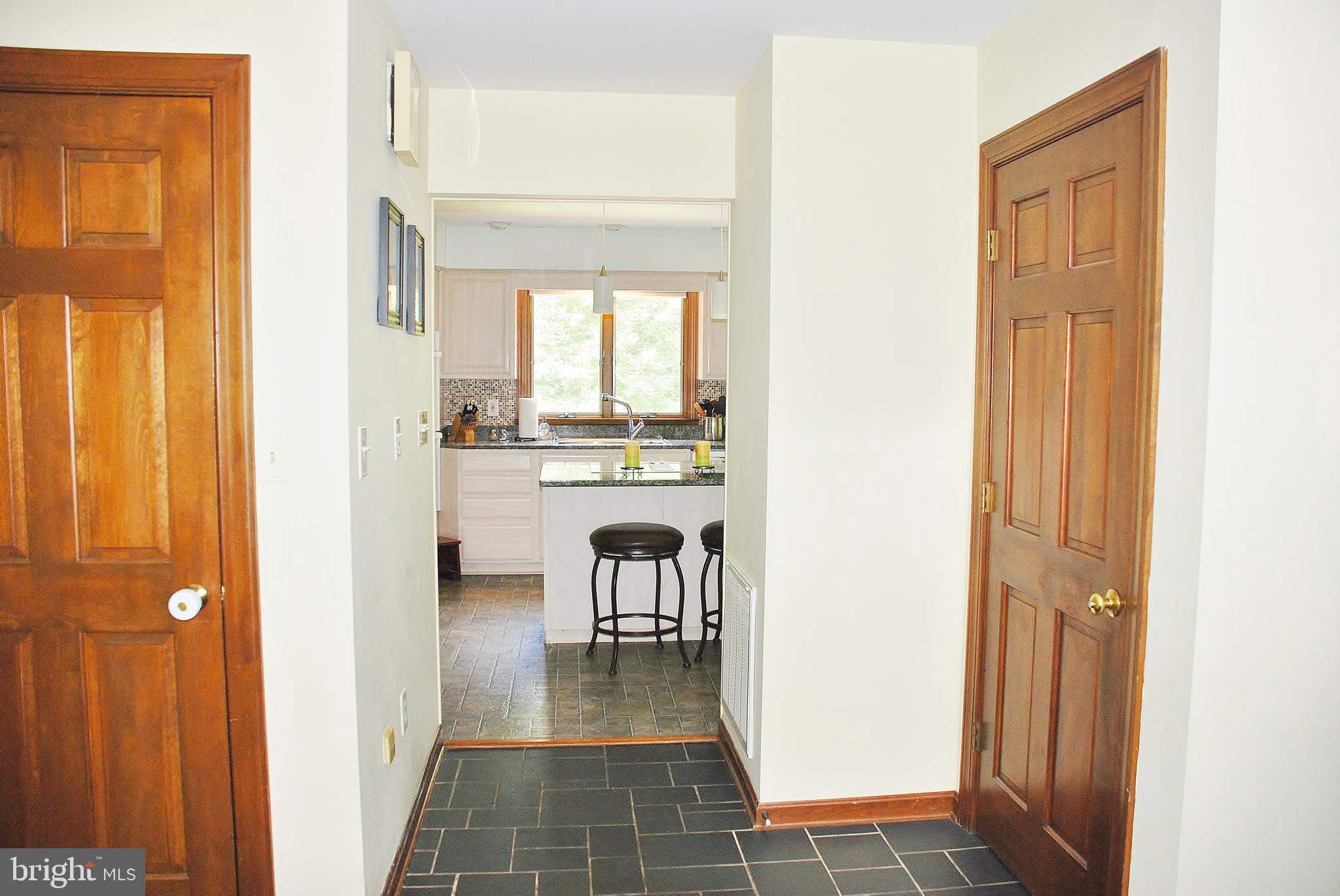 15446 Norman Road Culpeper, VA 22701 - Photo 11 of 146 Foyer looking into kitchen