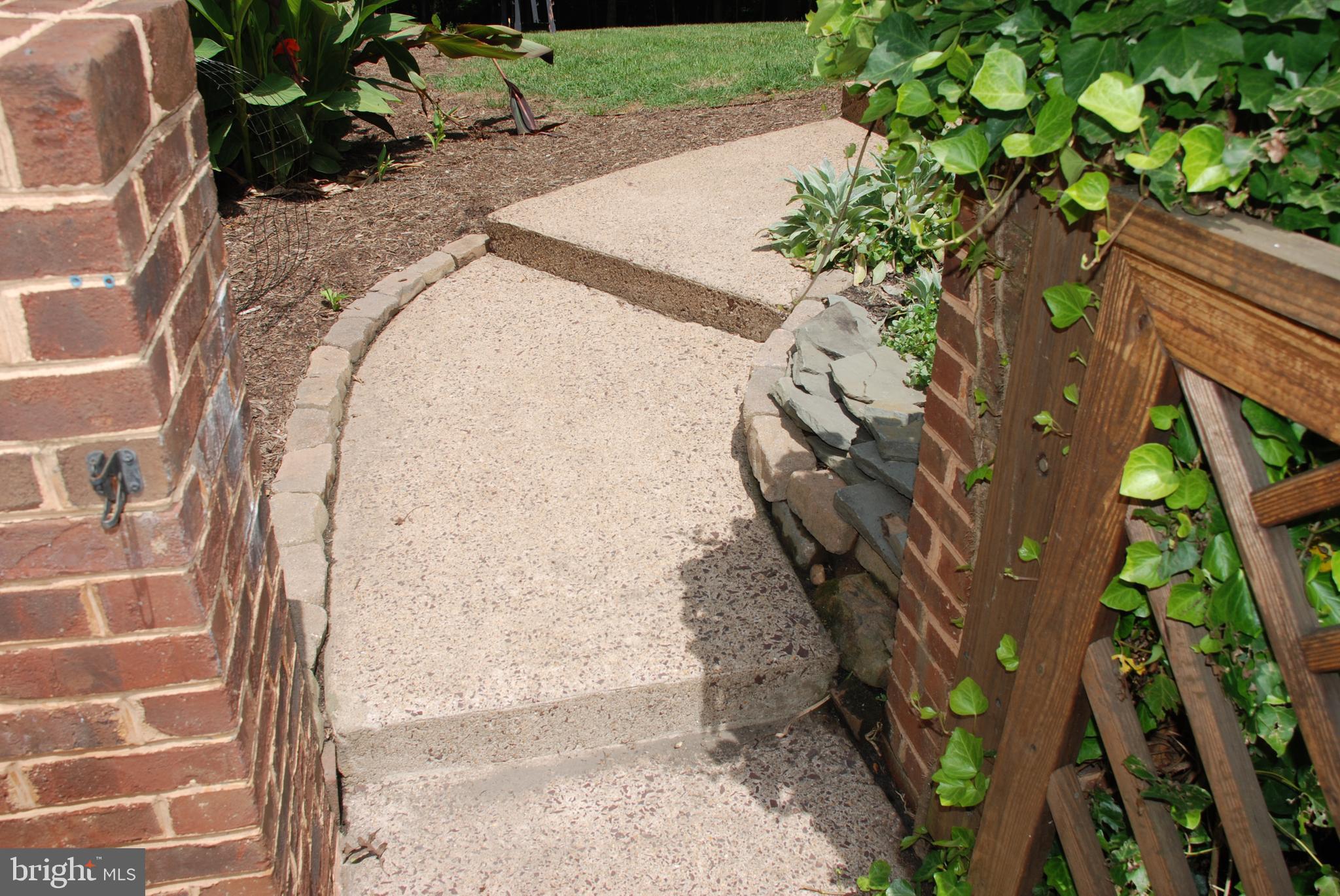 15446 Norman Road Culpeper, VA 22701 - Photo 96 of 146 Stairway to pool