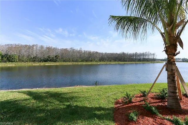 $2,400 | 9554 Trevi Court, Unit 4713, Naples, FL 34113