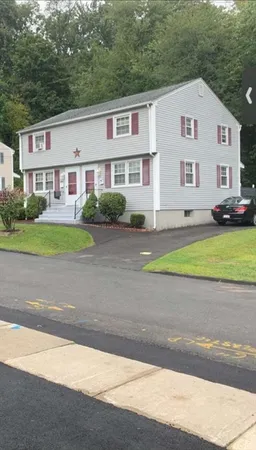 $405,900 | 48-50 Elm Circle, West Springfield, MA 01089