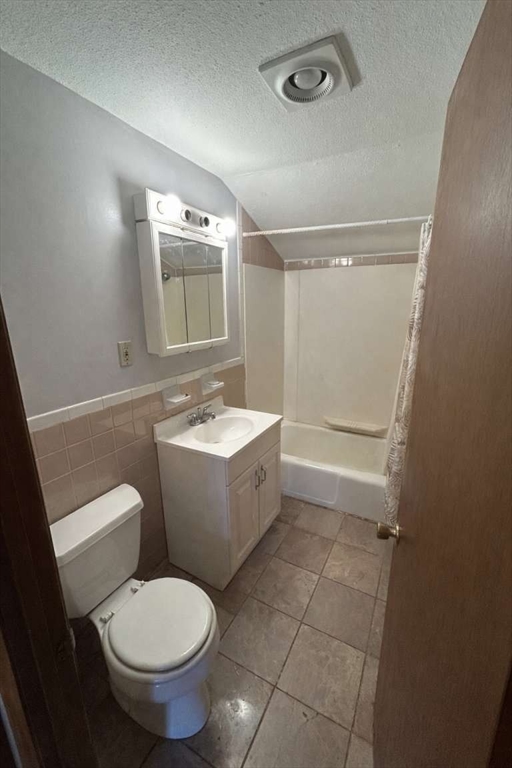 48-50 Elm Circle West Springfield, MA 01089 - Photo 12 of 13