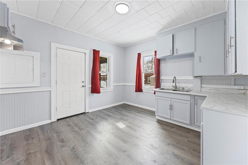 459 Parsells Avenue Rochester, NY 14609 - Photo 18 of 29