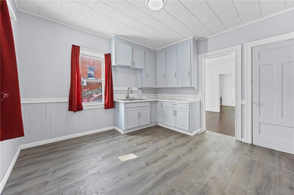 459 Parsells Avenue Rochester, NY 14609 - Photo 19 of 29