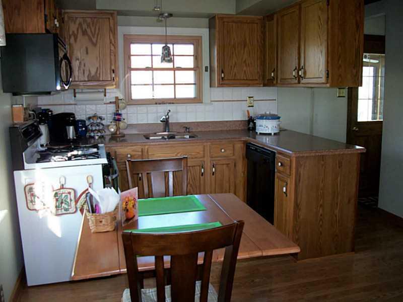 5695 Miller Road Hermitage, PA 16148 - Photo 2 of 19 Kitchen.