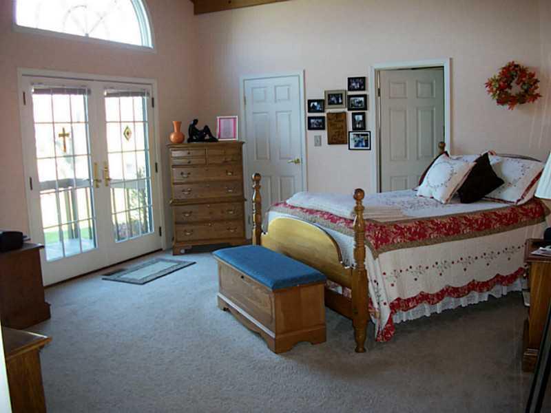 5695 Miller Road Hermitage, PA 16148 - Photo 10 of 19 Bedroom.