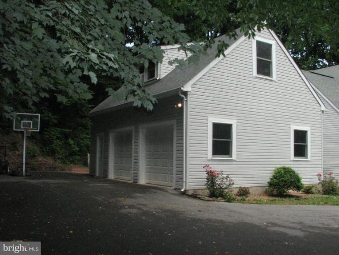 4534 Mountville Road Frederick, MD 21703 - Photo 8 of 30 Exterior (Front)