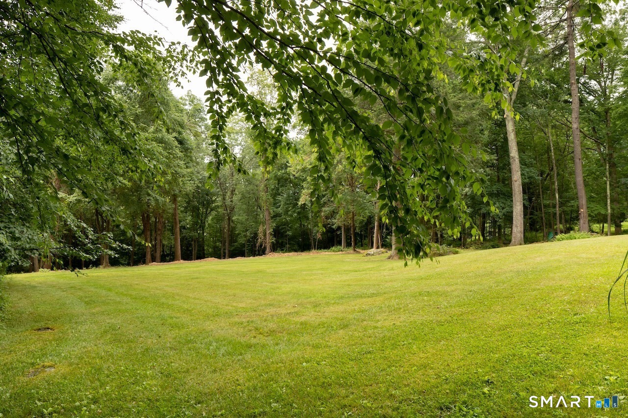 32 Burton Road Salisbury, CT 06068 - Photo 14 of 24 Gallery Image 14