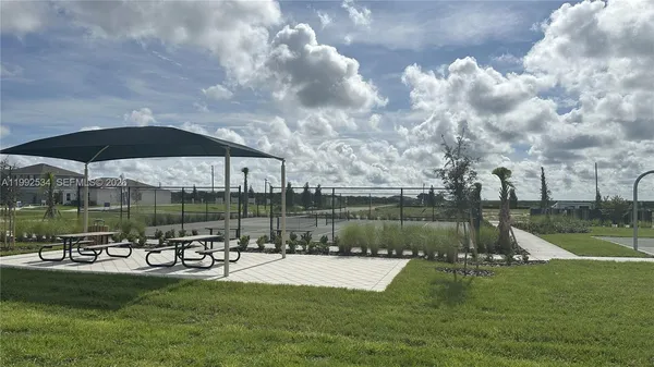 $2,000 | 303 Artemis, Unit ST, Lake Wales, FL 33853