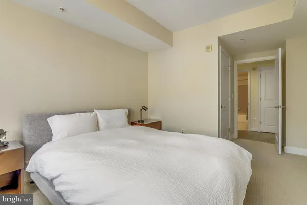 $2,850 | 1020 North Highland Street, Unit 905, Arlington, VA 22201