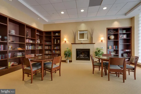 $2,850 | 1020 North Highland Street, Unit 905, Arlington, VA 22201