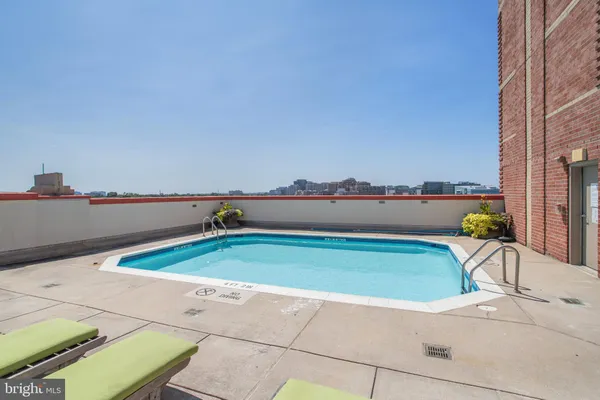 $2,850 | 1020 North Highland Street, Unit 905, Arlington, VA 22201