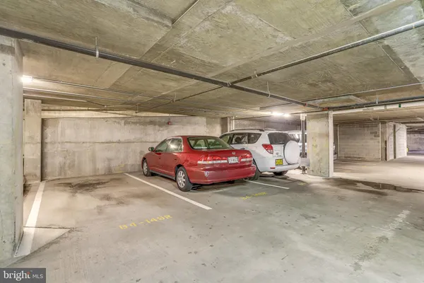 $2,850 | 1020 North Highland Street, Unit 905, Arlington, VA 22201