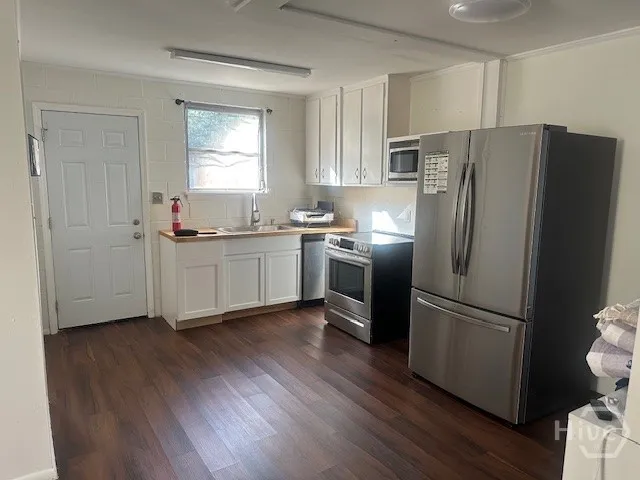 $1,400 | 513 Kentucky Avenue, Unit A, Savannah, GA 31404