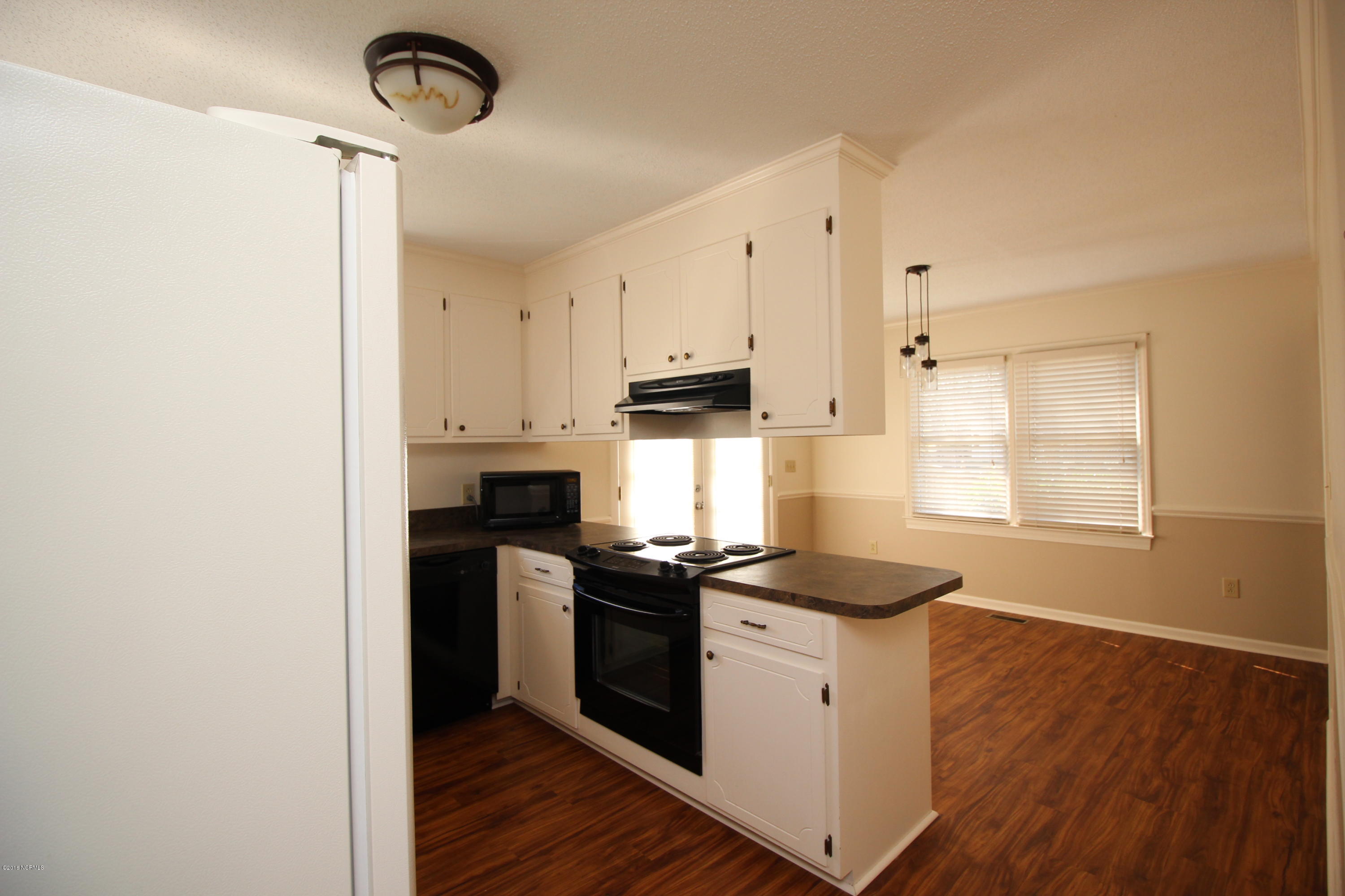 1801 Garner Road Greenville, NC 27834 - Photo 9 of 35 9