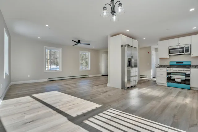 $539,900 | 60 Welch Lane, Sanford, ME 04073