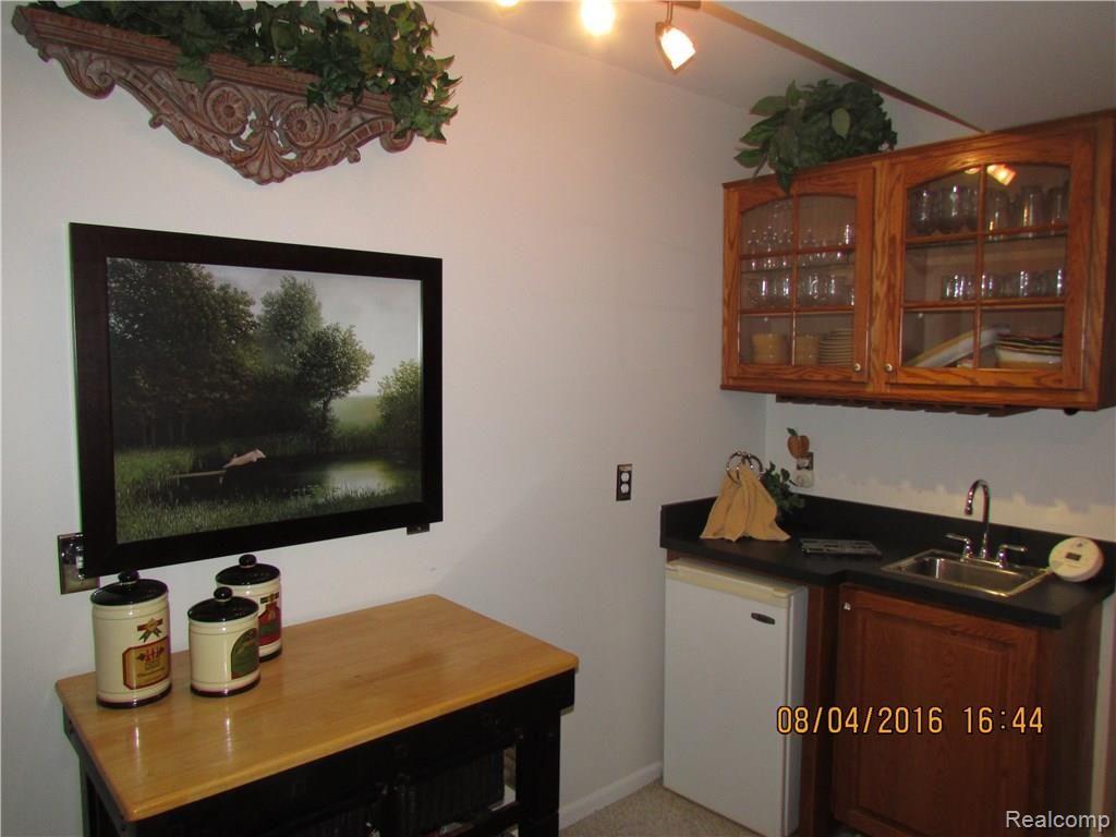 2595 Walton Blvd. Rochester, MI 48309 - Photo 23 of 43 IMG_1305.JPG