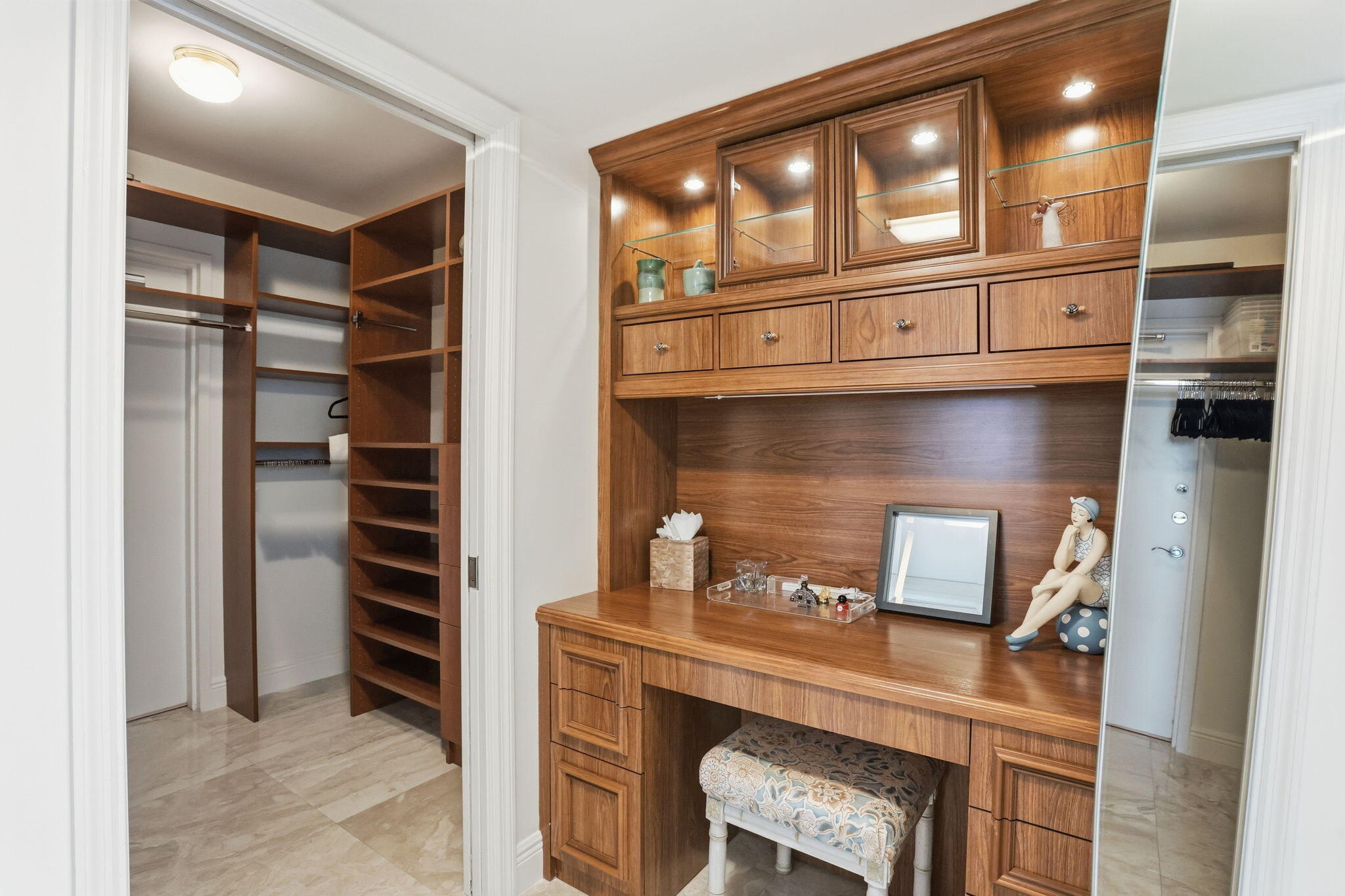 2066 North Ocean Boulevard, Unit 14NW Boca Raton, FL 33431 - Photo 23 of 39 OR -DESK - CLOSET