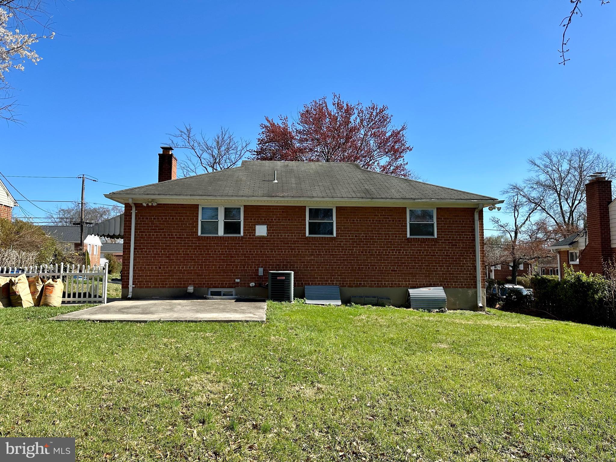 3525 Greenly Street Silver Spring, MD 20906 - Photo 5 of 24 HUGE BACKYARD