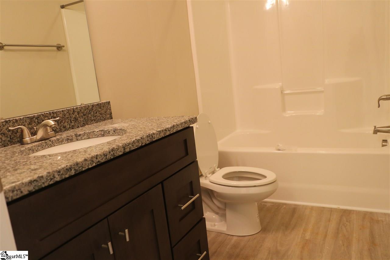 111 Hunter Ridge Court Boiling Springs, SC 29316 - Photo 12 of 23 Gallery Image 12
