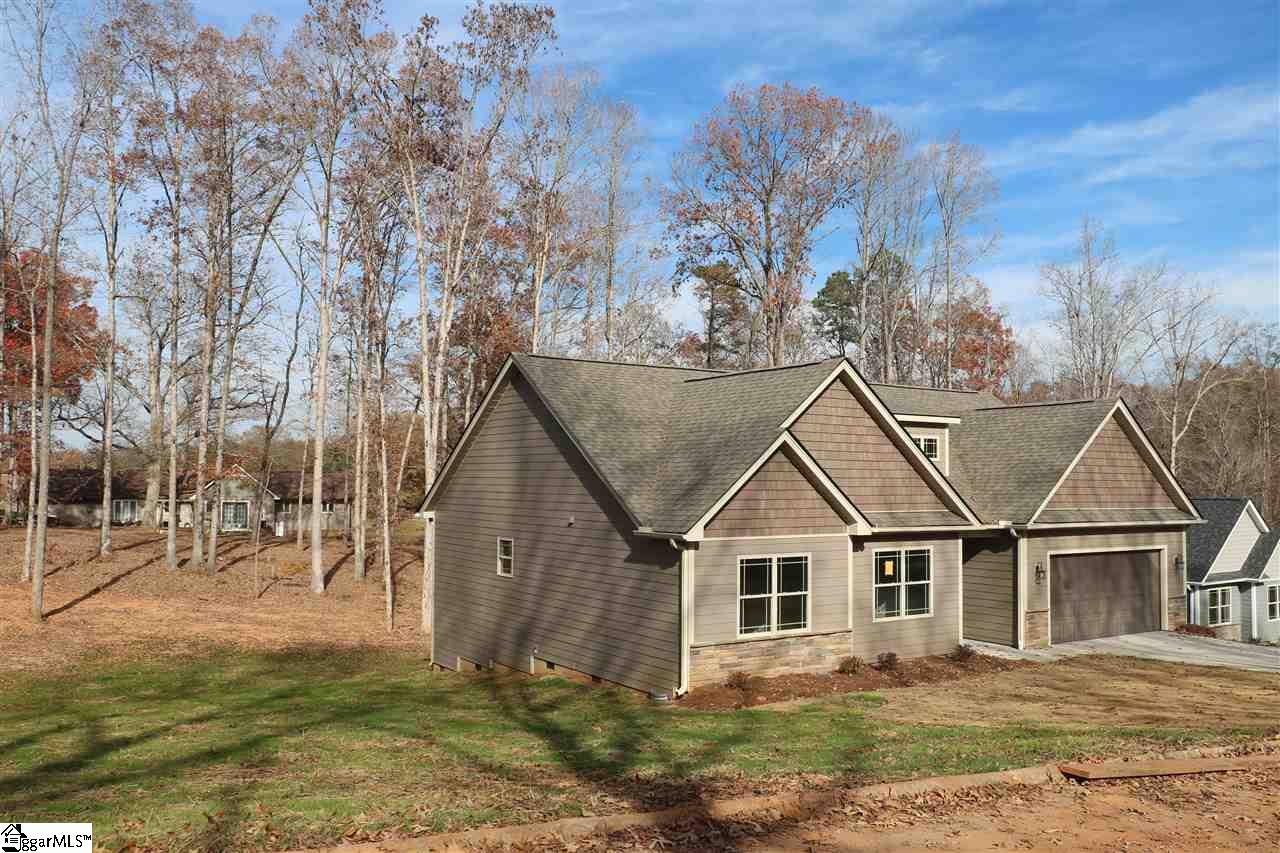 111 Hunter Ridge Court Boiling Springs, SC 29316 - Photo 14 of 23 Gallery Image 14