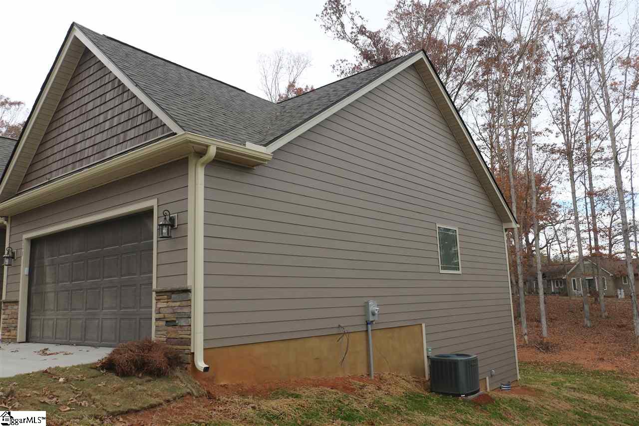 111 Hunter Ridge Court Boiling Springs, SC 29316 - Photo 21 of 23 Gallery Image 21