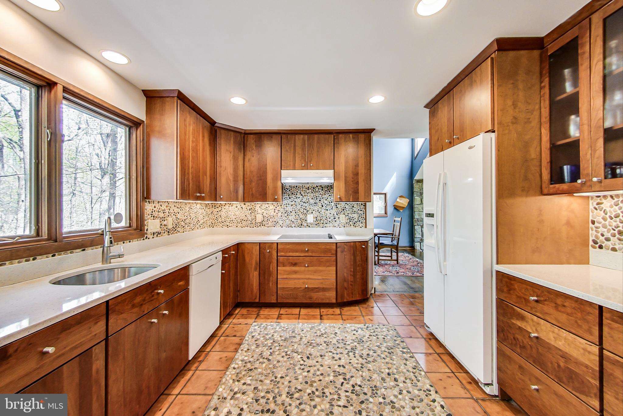 13 Barn Ridge Court Silver Spring, MD 20906 - Photo 13 of 57 Kitchen