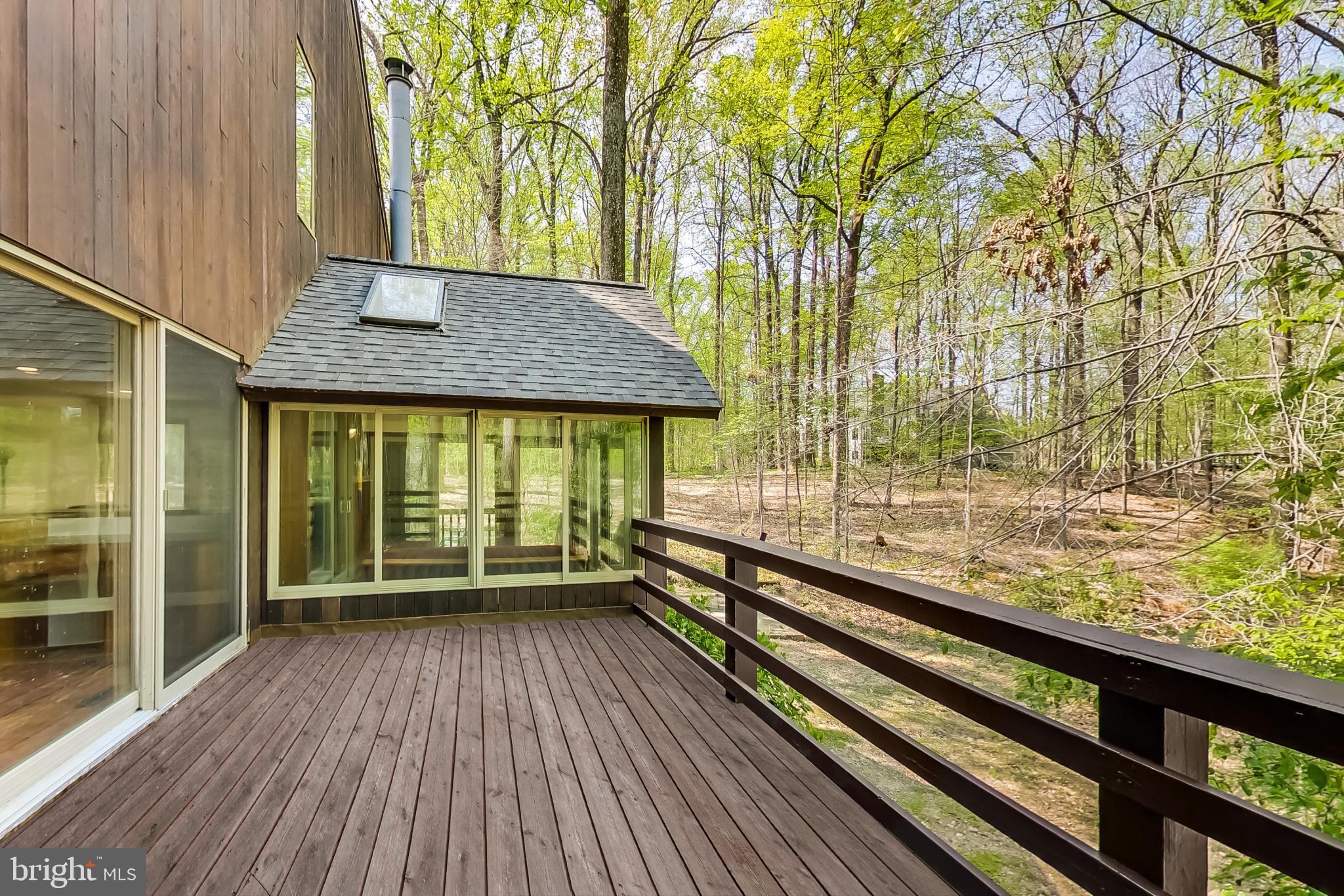 13 Barn Ridge Court Silver Spring, MD 20906 - Photo 22 of 57 Spacious deck