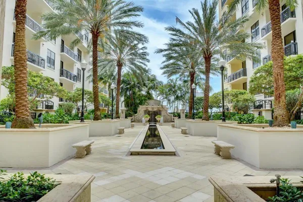 $3,300 | 801 South Olive Avenue, Unit 829, West Palm Beach, FL 33401