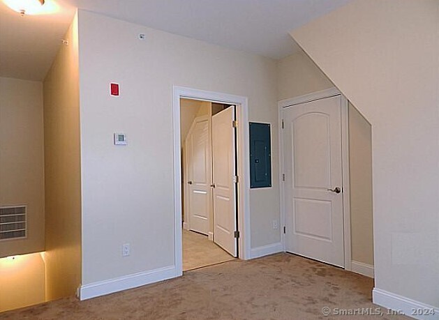 390 Boston Neck Road, Unit 1J Suffield, CT 06078 - Photo 28 of 33