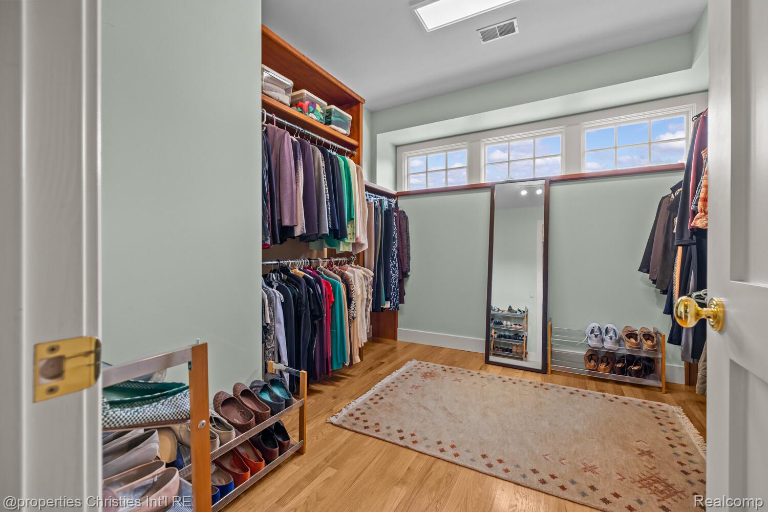 1041 Greentree Road Bloomfield Hills, MI 48304 - Photo 30 of 70 35_1041_Greentree_Rd35_mls.jpg