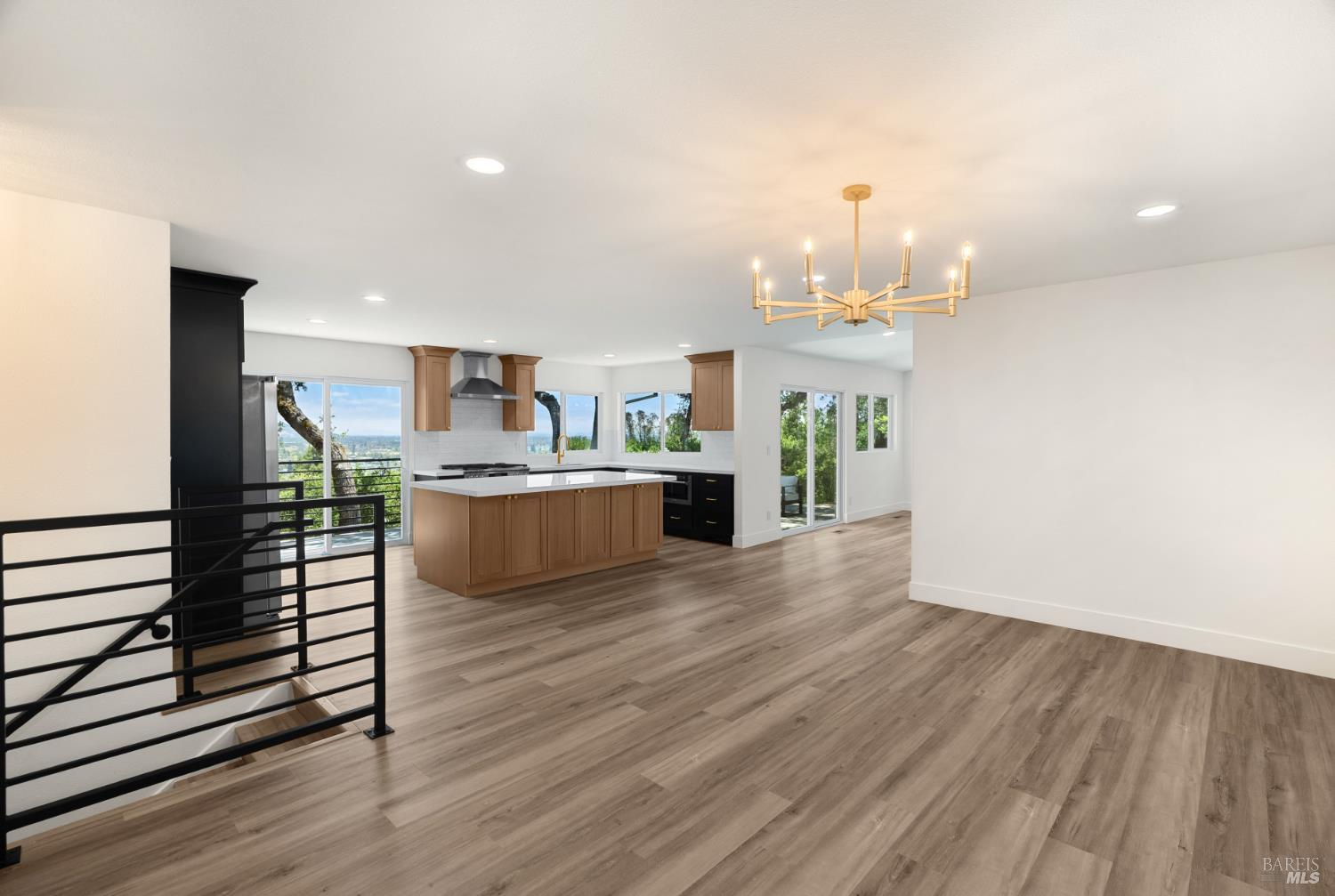 1385 Wikiup Drive Santa Rosa, CA 95403 - Photo 13 of 49