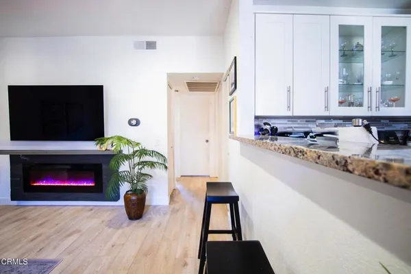 $469,000 | 146 Maegan Place, Unit 7, Thousand Oaks, CA 91362
