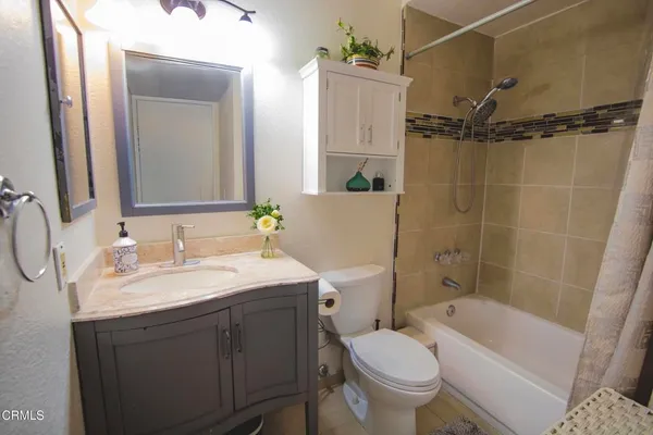 $469,000 | 146 Maegan Place, Unit 7, Thousand Oaks, CA 91362