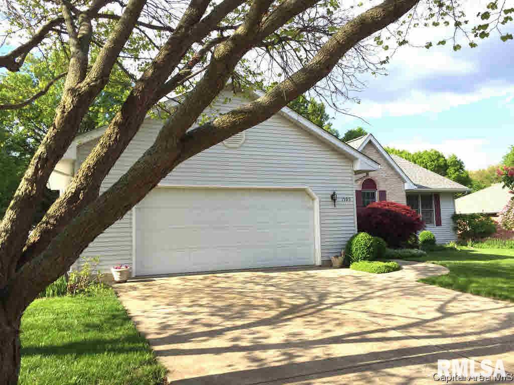 1505 James Street Springfield, IL 62703 - Photo 3 of 36